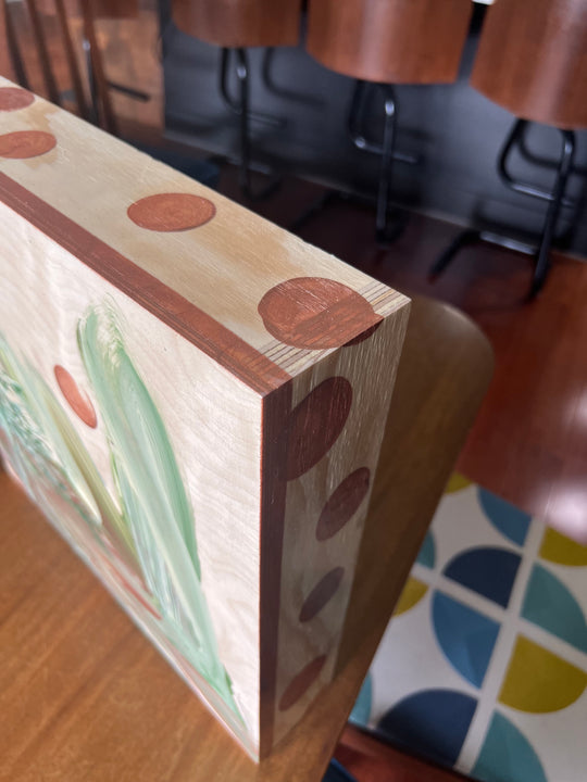 BOLD AROUND THE EDGES 9