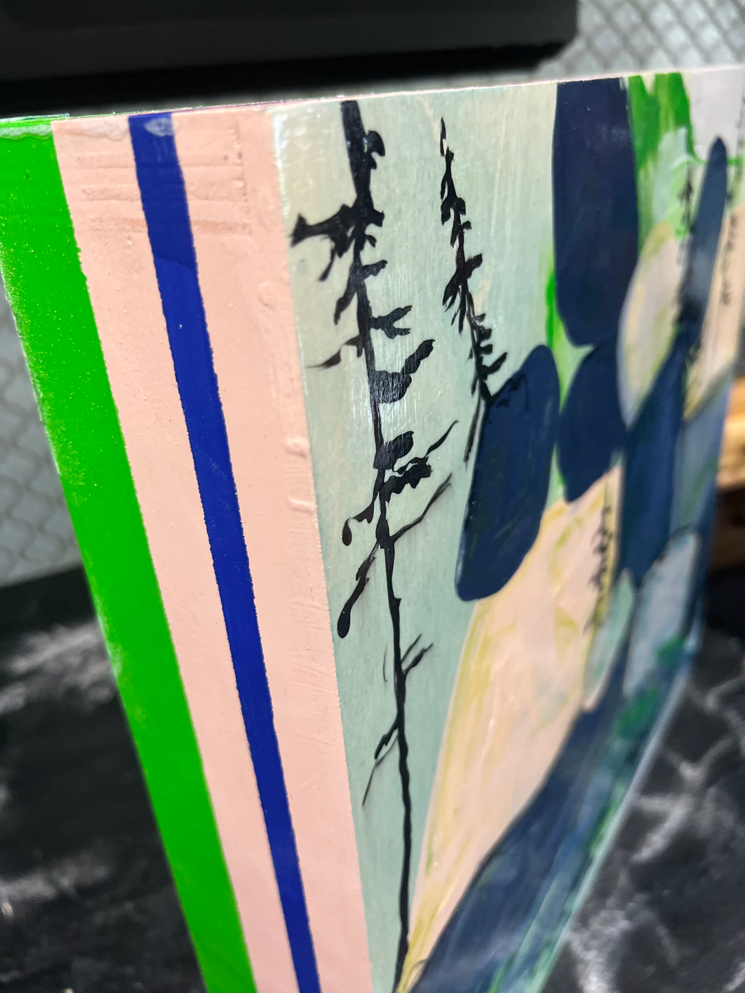 BOLD AROUND THE EDGES 1